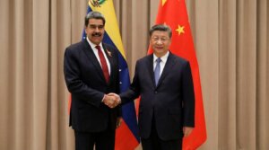 EUA atacam Caracas e capturam Maduro por narcoterrorismo