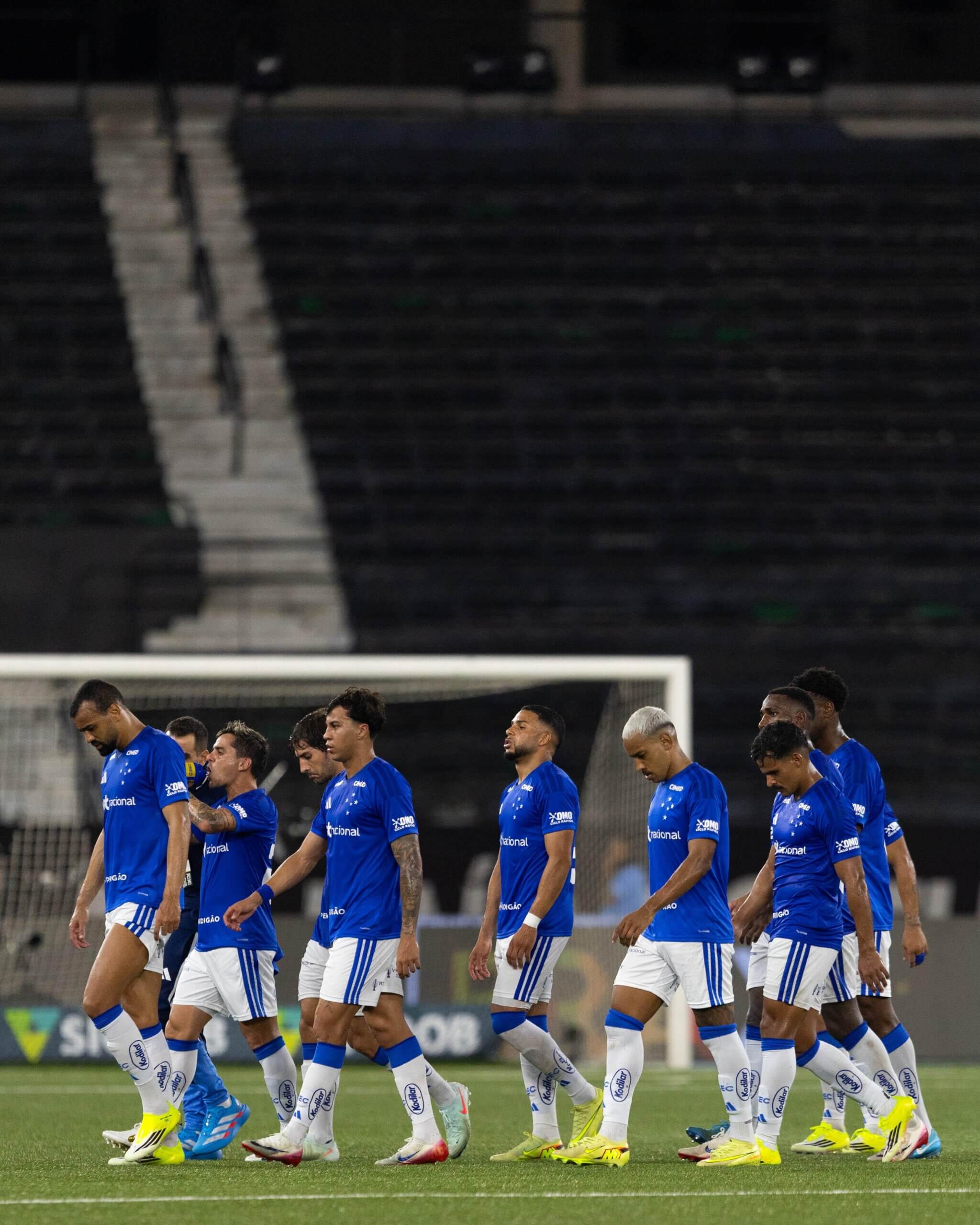 Cruzeiro é goleado pelo Botafogo na estreia do Brasileirão; Tite pressionado soaquinoticias