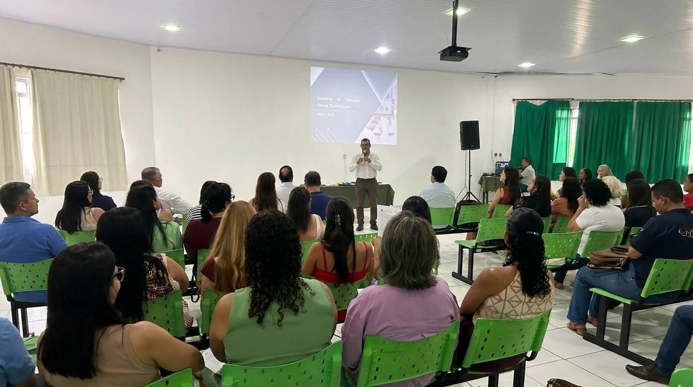 Timóteo: Educação e gestores alinham planejamento do ano letivo 2026 soaquinoticias