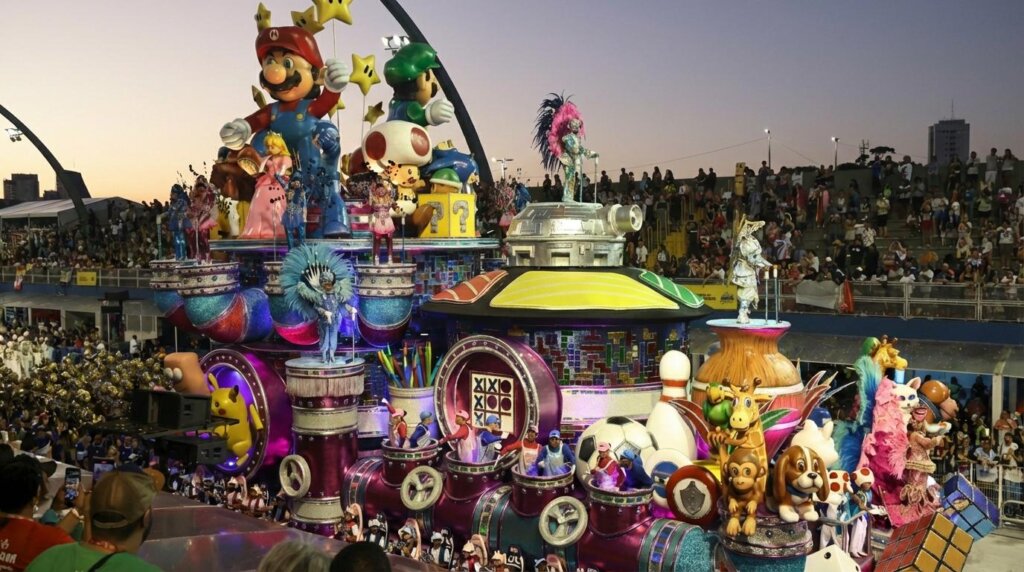 Previsão Carnaval 2026: Sol e calor prevalecem, desfiles noturnos sem chuva.