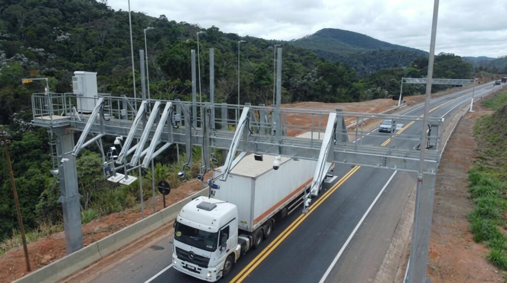 Deputado Celinho cobra Nova 381 por pedágio duplicado na BR-381 soaquinoticias