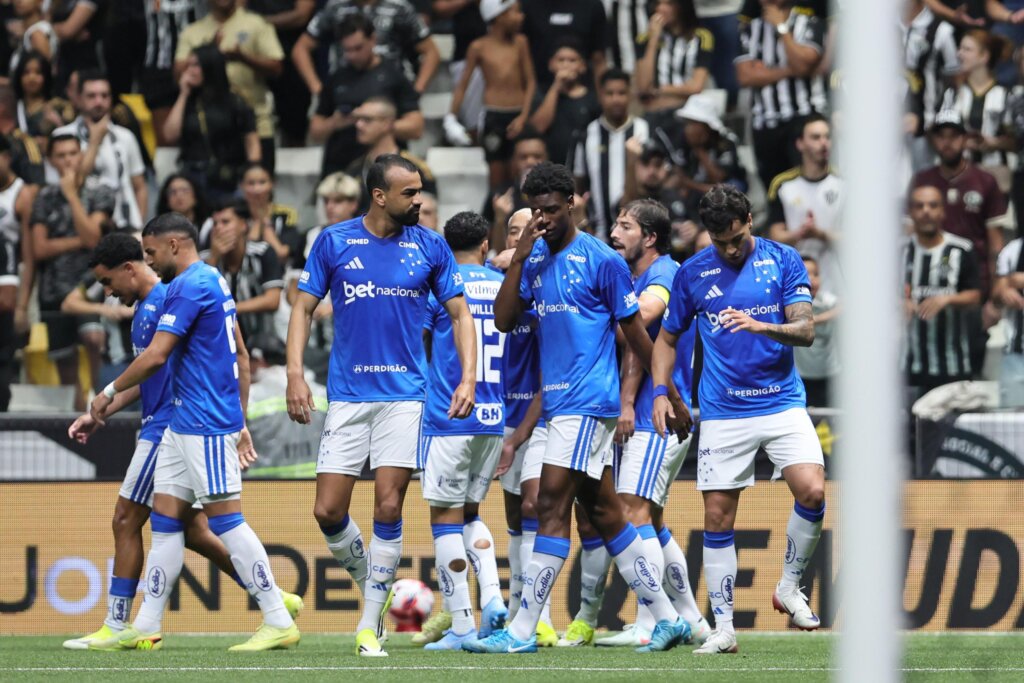 Cruzeiro busca liderança do Campeonato Mineiro contra América no Mineirão soaquinoticias