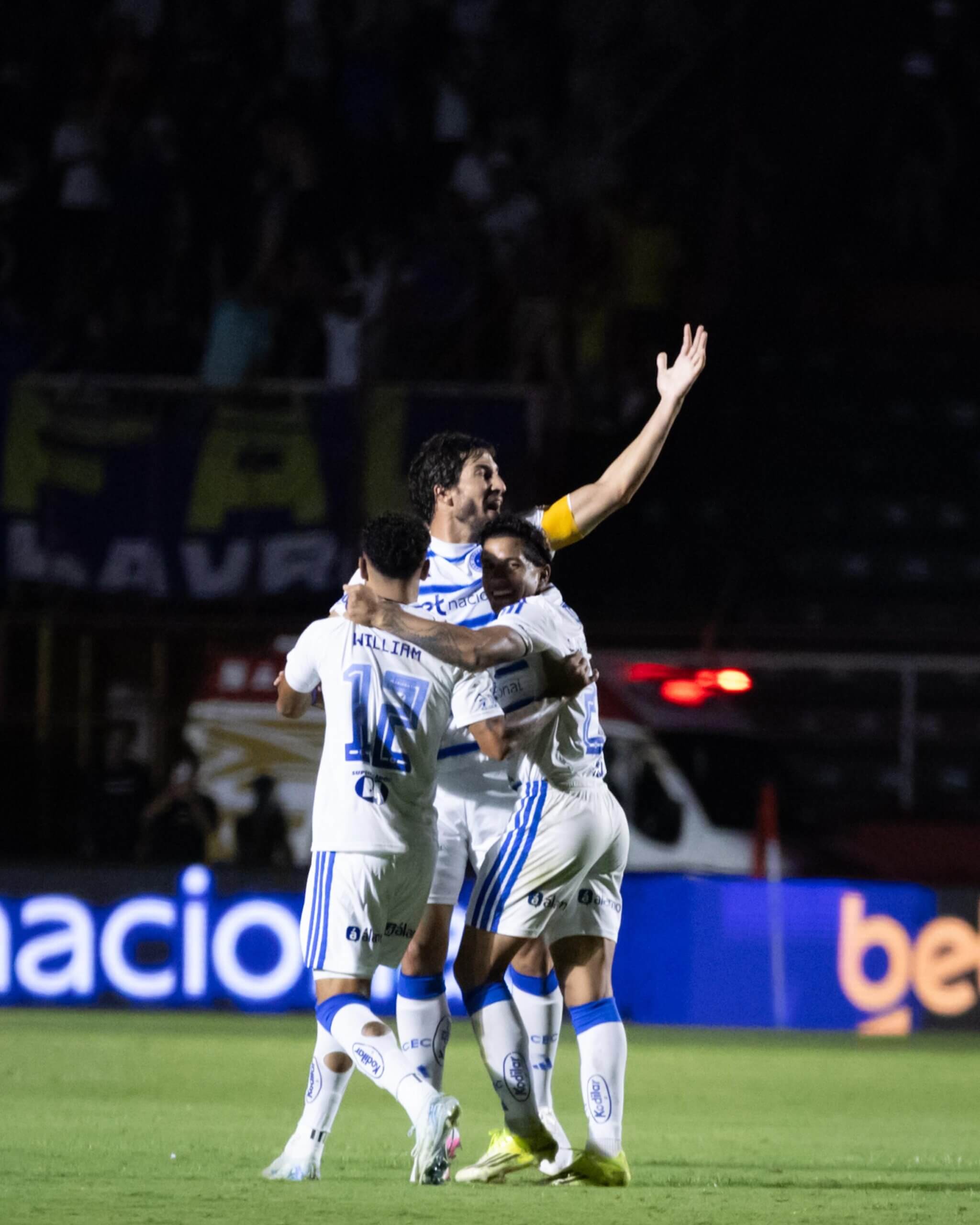 Cruzeiro avança no Mineiro; Tite projeta Libertadores 2026 soaquinoticias