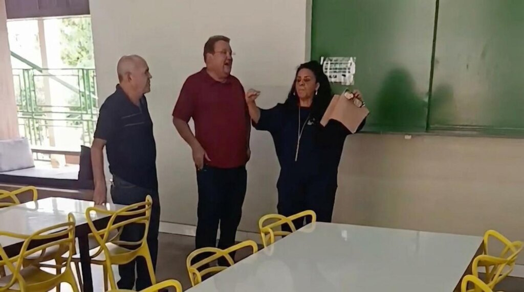Deputado Celinho destina recursos para piscina e refeitório em escola de Timóteo soaquinoticias