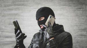 Estelionato em Timóteo: Morador perde R$ 45 mil em golpe telefônico soaquinoticias