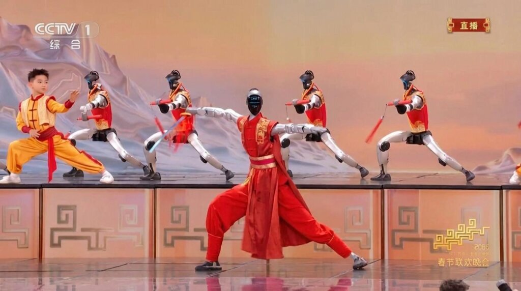 China lidera robótica: Humanoides impressionam com kung fu no Festival 2026
