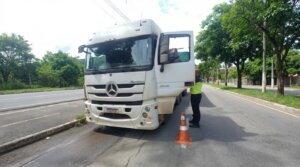 Timóteo retoma restrição de veículos pesados por vias e segurança. soaquinoticias