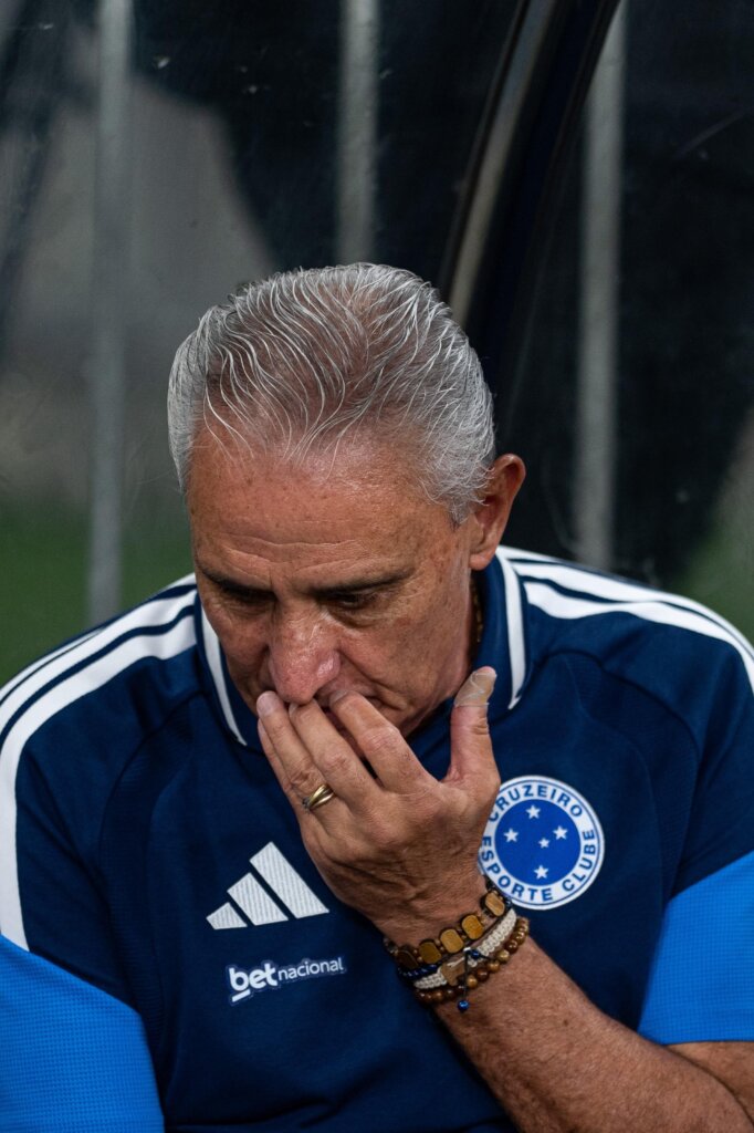 Tite sob pressão máxima no Cruzeiro antes de clássico decisivo soaquinoticias