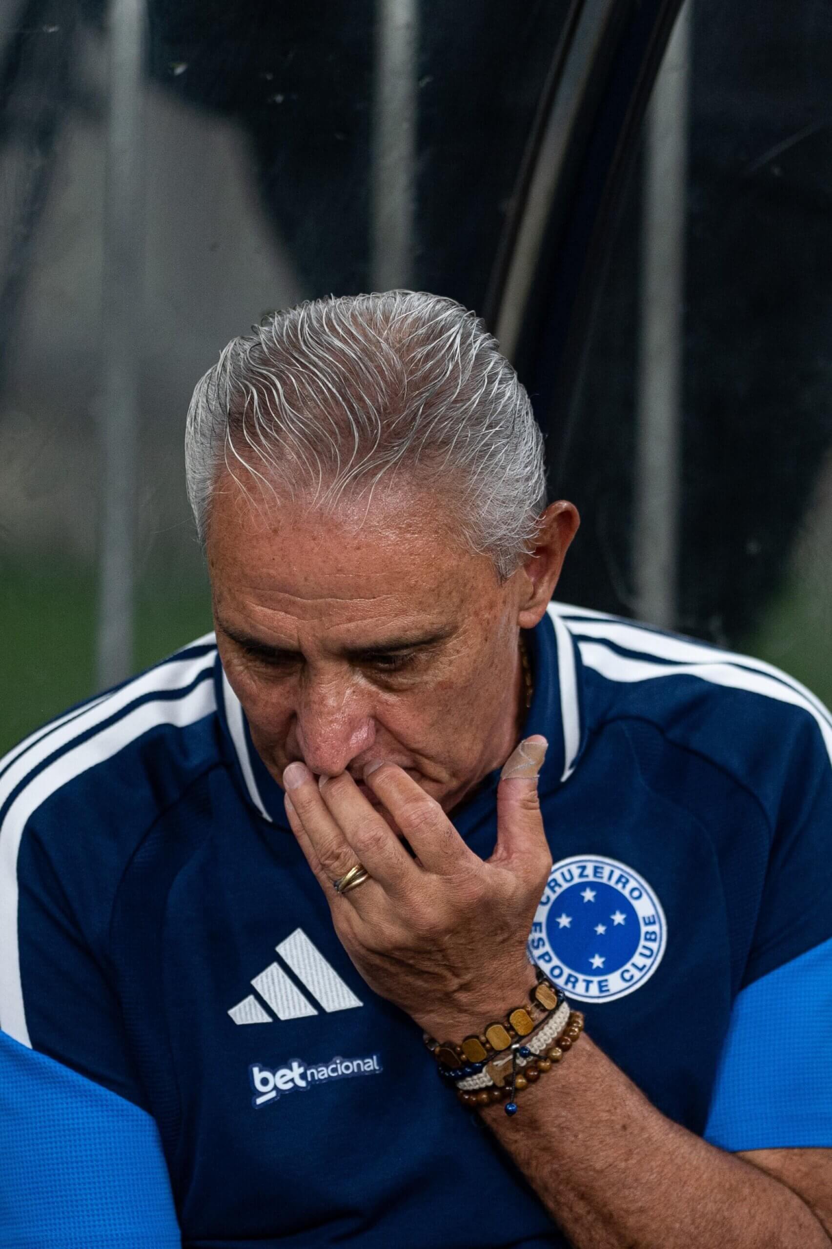 Tite sob pressão máxima no Cruzeiro antes de clássico decisivo soaquinoticias