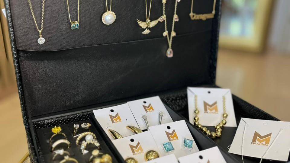 Mmorena Semijoias lança campanha para novas revendedoras sem investimento inicial soaquinoticias