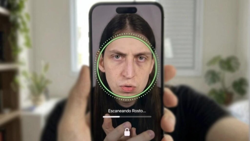 Lei Felca entra em vigor com regras rigorosas para proteção de menores online.