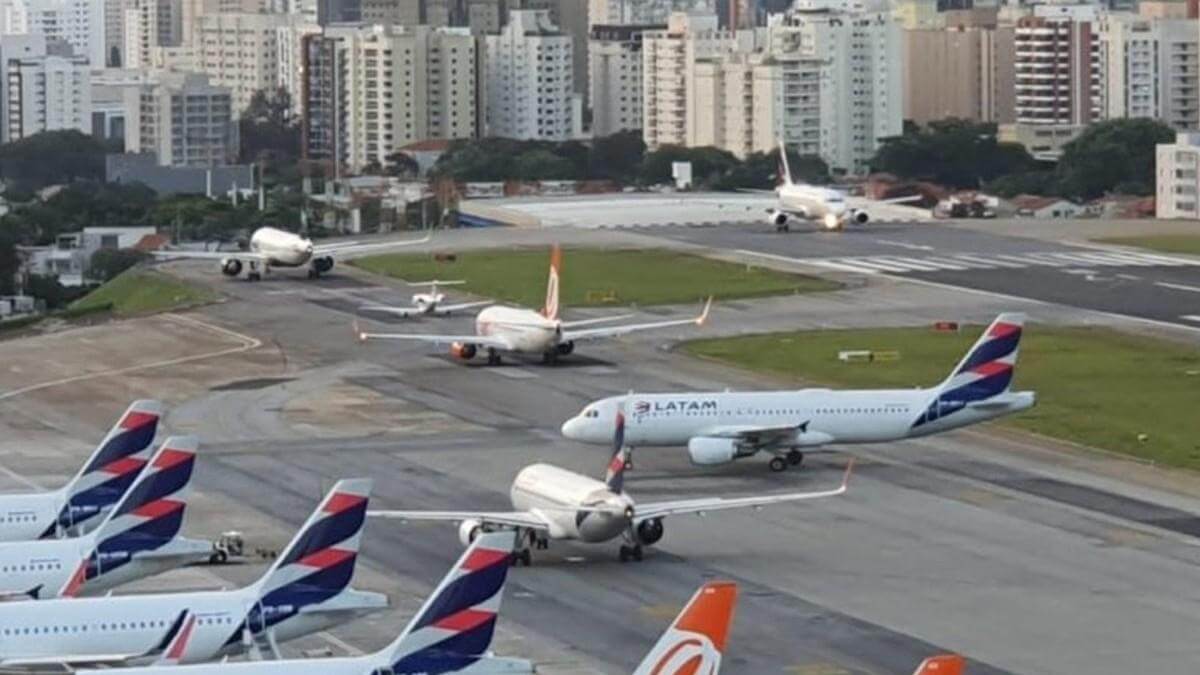Aeroporto do Vale do Aço inicia construção de hangares e amplia infraestrutura