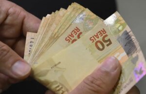 Como escolher entre declaração simplificada ou completa no Imposto de Renda