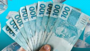 Governo propõe salário minimo de 1717 reais para o ano de 2026