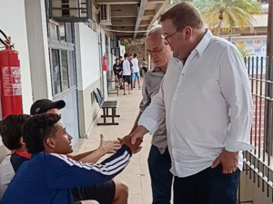 Celinho Sintrocel fiscaliza aplicação de recursos em escolas de Ipatinga soaquinoticias