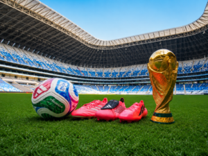 Chuteiras rosas viram tendência de visibilidade na Copa do Mundo 2026 soaquinoticias