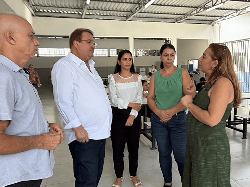 Deputado Celinho Sintrocel viabiliza reforma de refeitório em escola de Ipatinga soaquinoticias