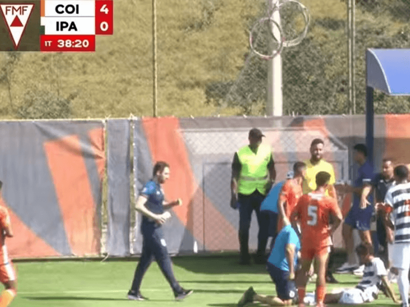 Ipatinga tem jogo encerrado após crise e goleada na estreia soaquinoticias