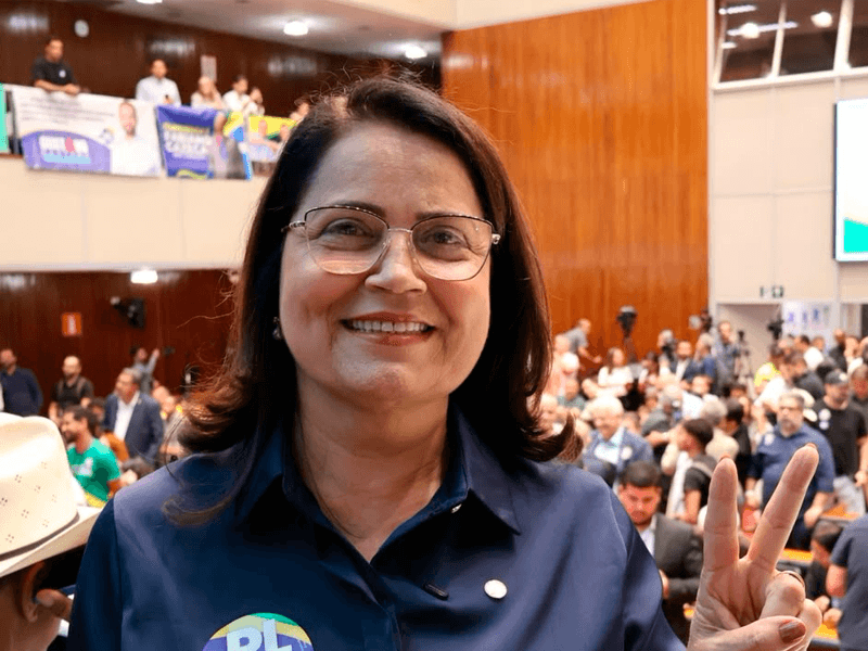 Deputada federal Rosangela Reis tem candidatura homologada pelo PL em Minas Gerais soaquinoticias
