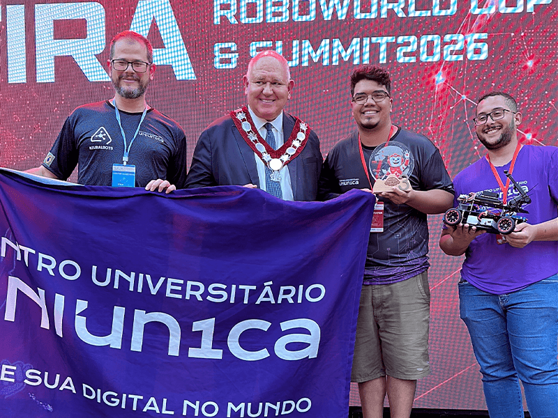 Equipe brasileira Neuralbots conquista pódio no Canadá e vaga na Malásia soaquinoticias