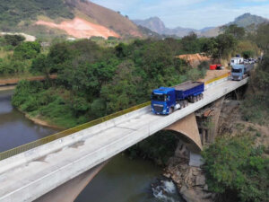 Reinauguração da Ponte Mauá em Timóteo retira caminhões de áreas urbanas soaquinoticias