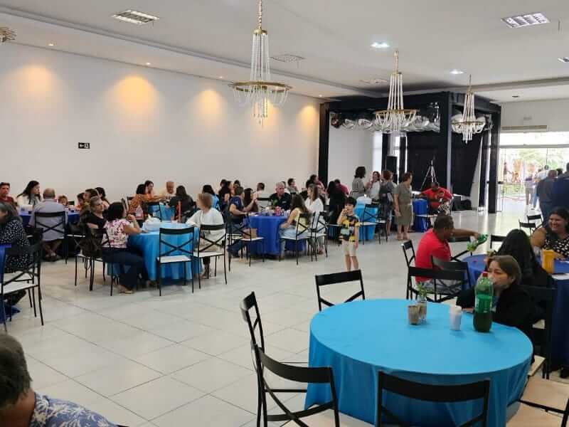 Associacao Amor Azul realiza terceira feijoada beneficente em Timoteo soaquinoticias