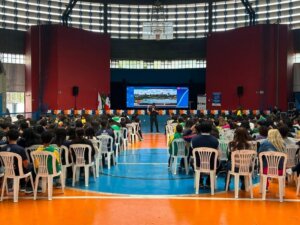 Estudantes da rede municipal participam de aula inaugural em Timoteo soaquinoticias