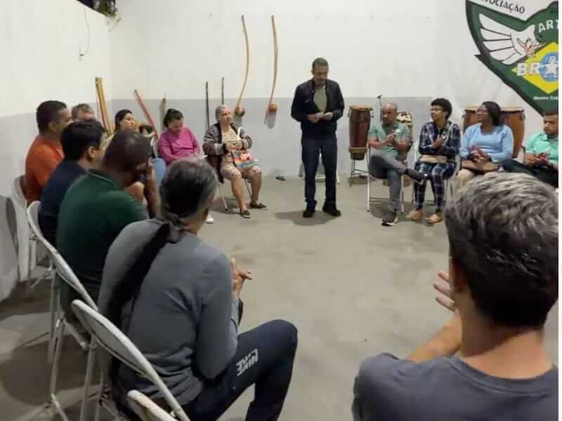 Deputado Charles Santos discute novos investimentos em encontro com moradores em Timoteo soaquinoticias
