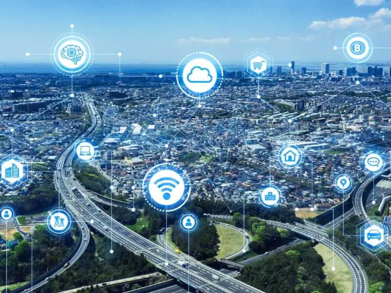 Expansao do 5G e faixa de 3,5 GHz impulsionam cidades inteligentes no Brasil soaquinoticias