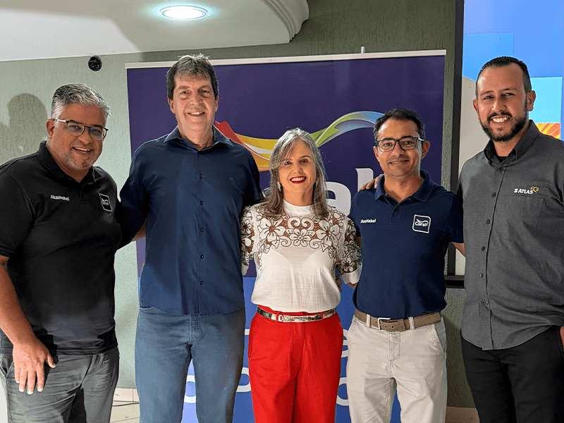 Clube das Tintas promove capacitação técnica para pintores profissionais na regiao soaquinoticias