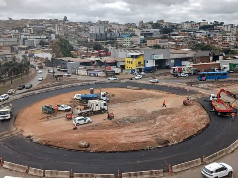 Obras de melhoria e duplicação avançam em trechos da BR-381 em Minas Gerais soaquinoticias