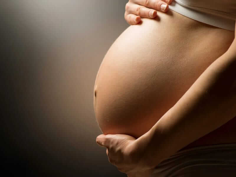 Calor extremo aumenta riscos de desidratação e complicações para gestantes e bebês soaquinoticias
