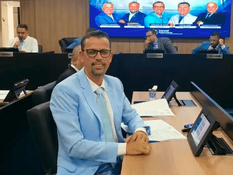 Reinaldo da Saúde e eleito presidente da Camara de Coronel Fabriciano soaquinoticias